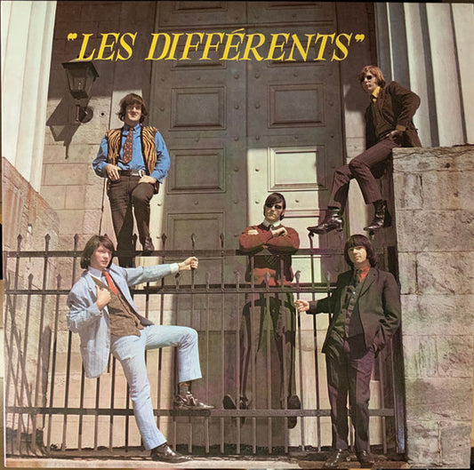 LES DIFFÉRENTS - Les Différents